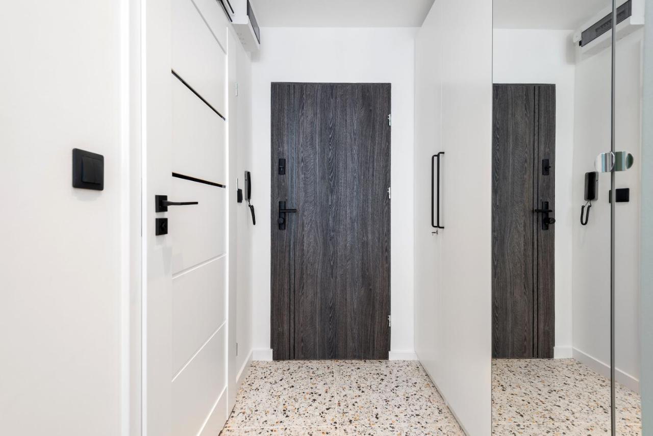 Kairos Apartments - Szafir - Darmowy Parking, Scisle Centrum Gliwice Bagian luar foto